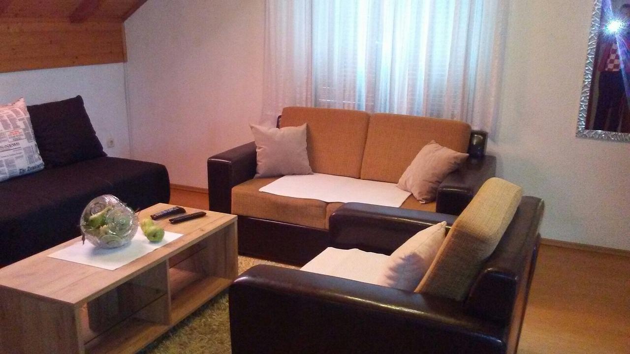 Apartments Smirnov ドレツニック・グラード エクステリア 写真